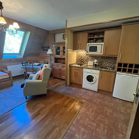 Azafran De Atares * Canfranc