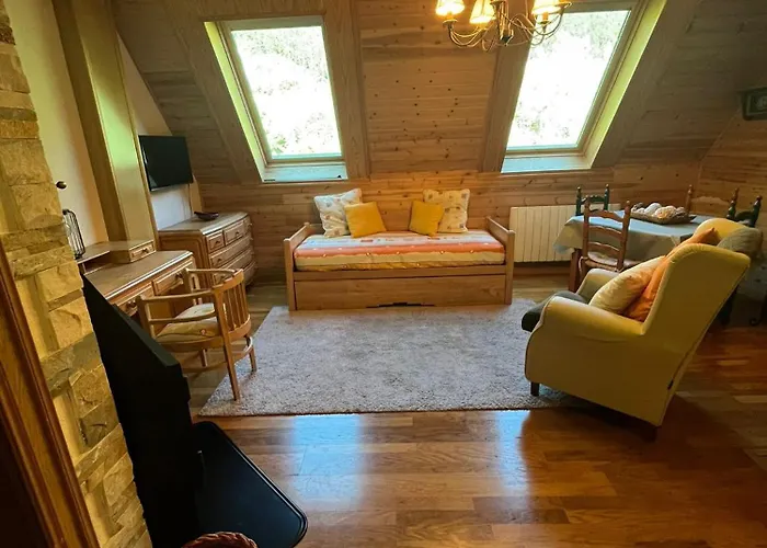 Apartment Azafran De Atares Canfranc